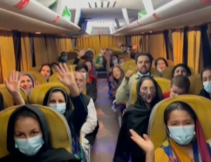 IsraAID logra sacar a más de 40 mujeres de Afganistán con ayuda canadiense, tayika y emiratí