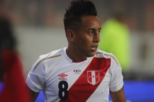 Con goles de Farfán y Cueva Selección Peruana se despide de la afición