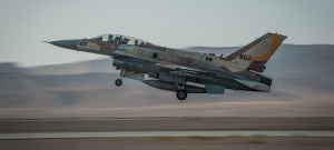 Fotografías satelitales tras el ataque en Siria: el depósito fue completamente destruido.