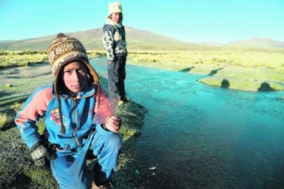 Por nevada y heladas suspenden clases en distritos puneños