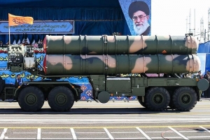 Imágenes satelitales muestran los daños a la defensa aérea iraní provocados presuntamente por el ataque de Israel